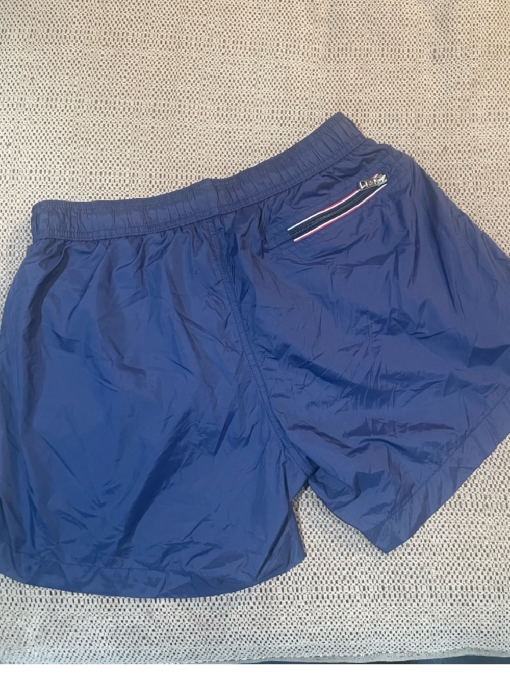 MONCLER SWIM SHORTS - Picture 2 of 11